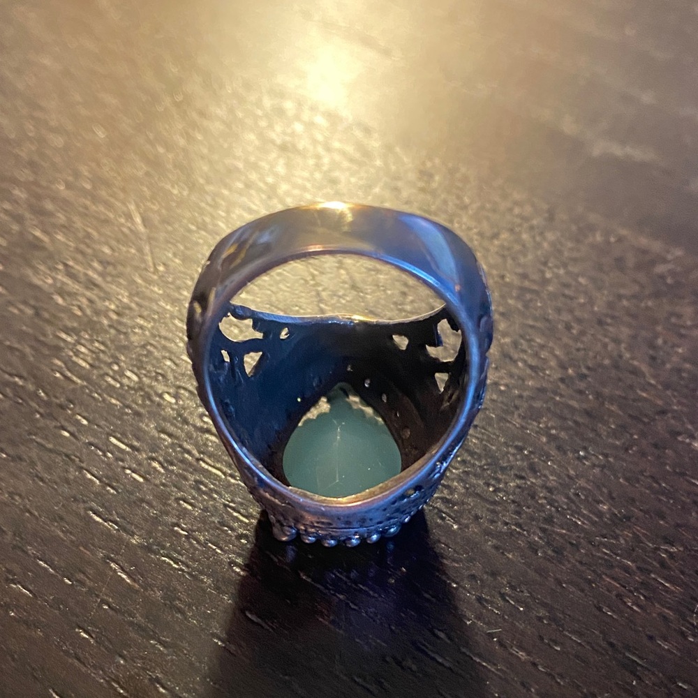Bora Ring Size 8 Chalcedony - Picture 5 of 7